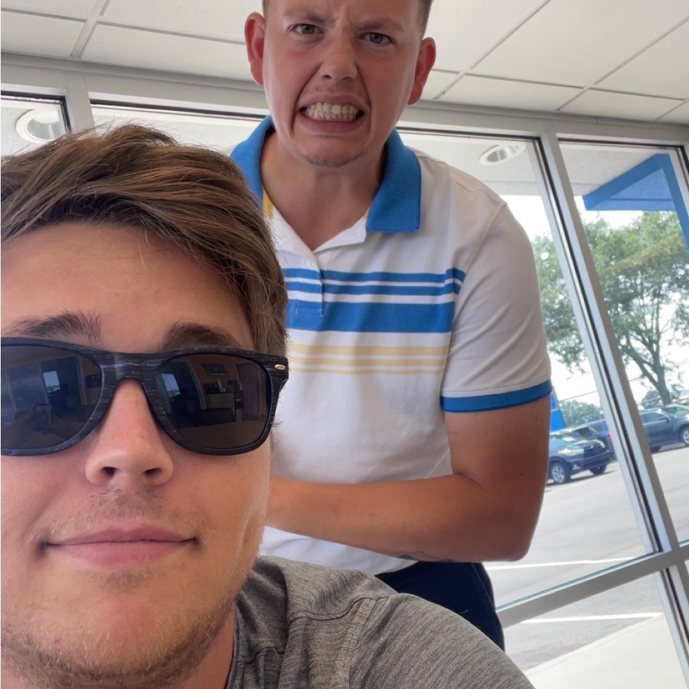 Meet your Posher, Gabe